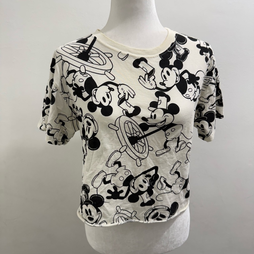 Disney Black and White Mickey Mouse Short Sleeve Tee